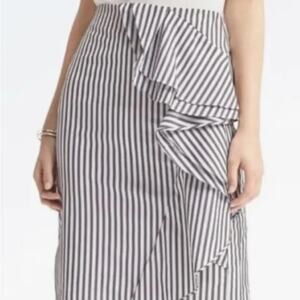 Banana Republic black and white striped ruffle skirt, size 2